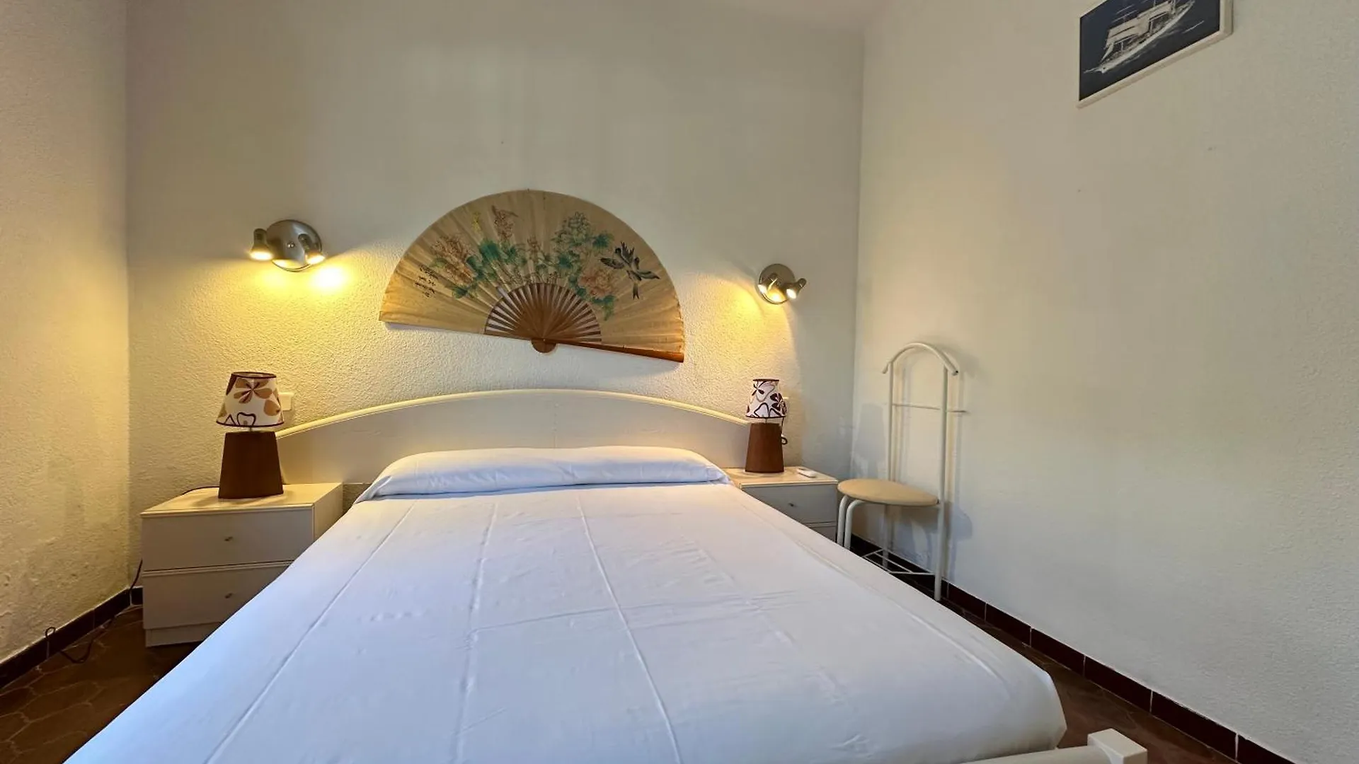Agi Villa Poncella Roses 0*,  Spain