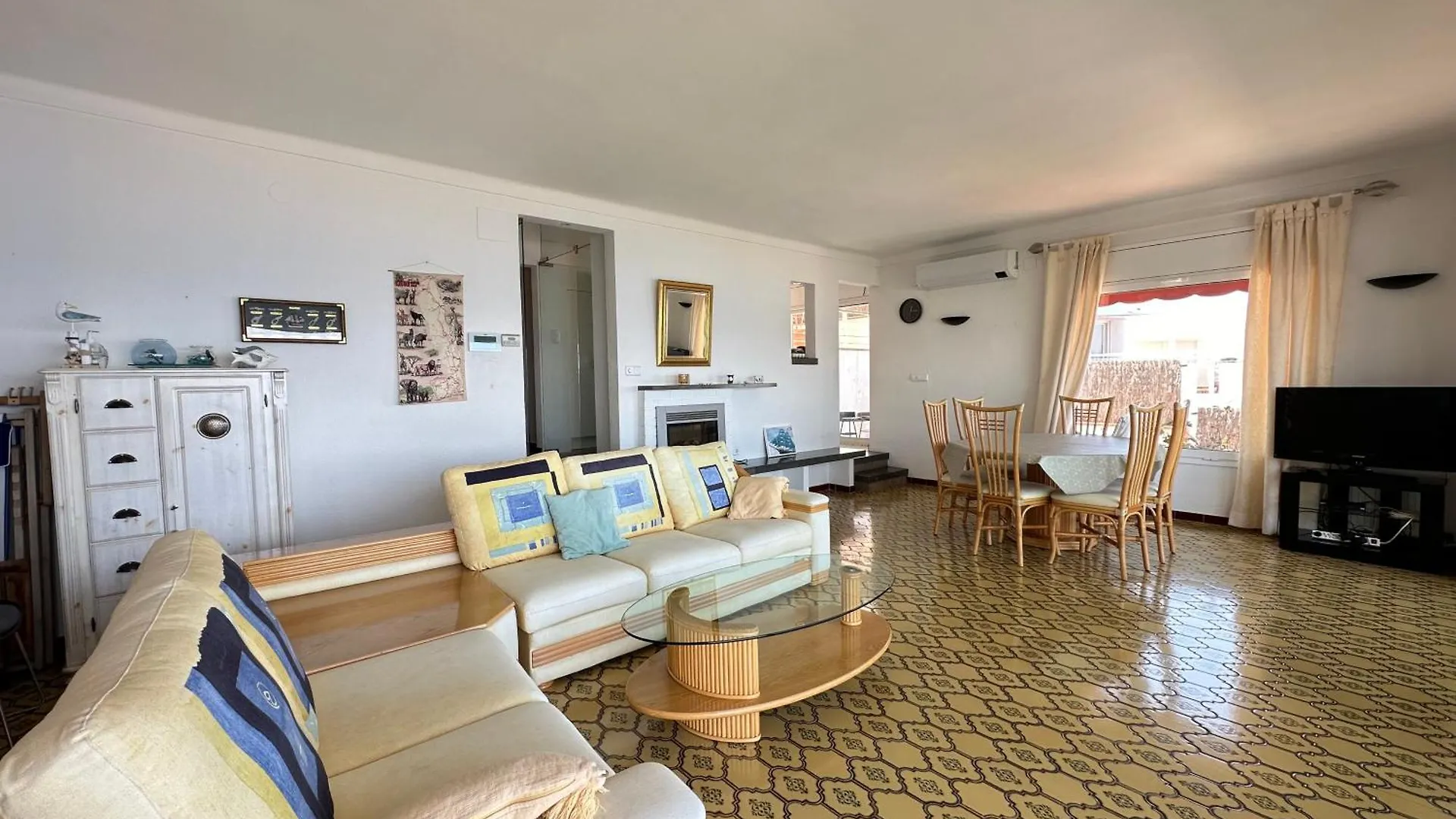 Holiday home Agi Villa Poncella Roses